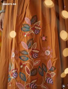 Ropa informal de última colección, recién llegada, conjunto de Kurti de algodón con bordado y trabajo a mano, con pantalón y dupatta, moda femenina. - Product Image 3