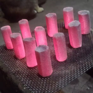 Carbón de Coco de Lujo Hexagonal para Shisha y Hookah, de Cáscara de Coco Sostenible, Larga Duración, Exportación Profesional de Indonesia para Japón - Product Image 1