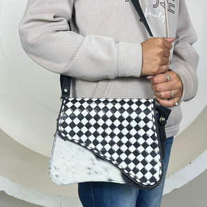 Sac bandoulière élégant en cuir de vachette fait main par un designer, sac à rabat à carreaux, sac à bandoulière style western, vente en gros OEM personnalisée - Product Image 4