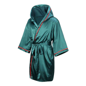Robe de boxe personnalisée 2026 avec capuche en soie légère, nouvelle tendance, prix d'usine, personnalisation complète, robes de ring - Product Image 1