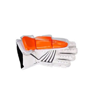 Gants de hockey sur glace de qualité supérieure, résistants aux intempéries, au design optimal, en tissu doux, pour la vente en gros. - Product Image 3