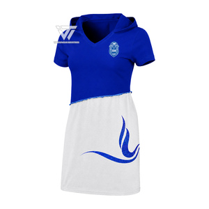 เสื้อผ้าสตรีชมรมกรีกเซต้าฟิเบต้าขายส่ง ชุดเดรสมีฮู้ดพิมพ์ลายกลิตเตอร์ |   ผู้ผลิตเสื้อผ้ากรีกปักลายตามสั่ง - Product Image 1
