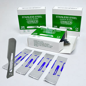 Cuchillas de Dermoabrasión Manuales Profesionales Suyuan de Acero Inoxidable 10R (Caja de 100) Ultra Afiladas, Certificación CE Clase II, 5 Años de Garantía Quirúrgica - Product Image 2
