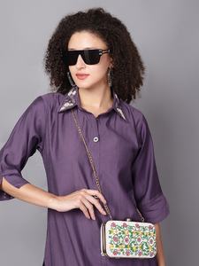 Nouvel arrivage Embrayage de boîte brodée pour femmes styliste Sacs à main en perles de rocaille Sacs de mariée Boîte personnalisée Embrayage Géométrique Satin - Product Image 4