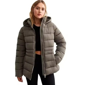 Veste matelassée de haute qualité pour femmes avec impression de logo personnalisé, respirante, matelassée, pour l'hiver, avec traitement tricoté - Product Image 1