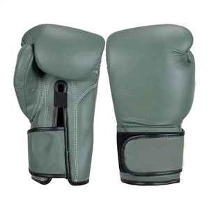 Guantes de Boxeo de Cuero Personalizados Solid Traders, Transpirables, que Absorben la Humedad, Ligeros, con Cierre y Logotipo Personalizable - Product Image 1