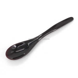 Cuchara de cena de resina hecha a mano de la mejor calidad altamente pulida con logotipo personalizado para restaurantes de hoteles en casa, directamente desde la India - Product Image 3