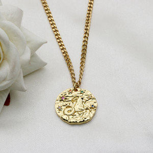 จี้รูปราศีมังกรชุบทองบนเงินแท้ 925 พร้อมสร้อยคอแบบ Curb Chain ประดับด้วย CZ สีสันสดใส ขายส่ง - Product Image 2