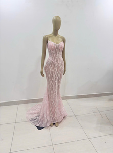 Robe de mariée rose clair longue jusqu'au sol, col en V, manches longues, dos lacé, perles de cristal, silhouette sirène-trompette, grande taille - Product Image 1