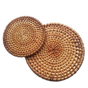 Posavasos de Mimbre y Ratán Estilo Boho con Diseño Floral para Hogar y Cafetería, Hechos en Vietnam - Product Image 1