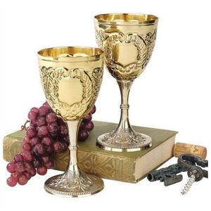 Copa de Vino Tinto y Copa de Martini Plateadas de Aspecto Elegante para Bar y Accesorios para Fiestas - Product Image 6