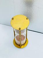 Reloj de arena 3D de latón macizo de 8'' |   Cruz de Ángel Decorativa Vintage, Pieza de Mesa de Estilo Moderno para Graduación, Fiesta de Cumpleaños