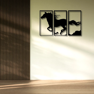 Art mural moderne en fonte à 3 panneaux représentant un cheval au galop |   Grande décoration murale en métal noir |   Décoration murale découpée au laser - Product Image 2