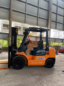 Montacargas Diésel 7FD30 Usado con Desplazador Lateral Hidráulico, Mástil de Dos/Tres Etapas, Capacidad de 3 Toneladas, Motor Japonés - ¡Oferta! - Product Image 6