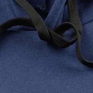 Sweat-shirt court en coton doux pour femme, avec logo personnalisable sur le devant, écologique et tendance, idéal pour le streetwear. - Product Image 3