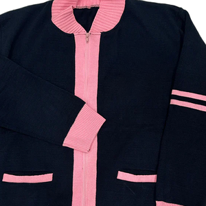 Cardigan brodé sur mesure avec lettres grecques 2026 pour femme, tricoté de haute qualité, style sororité, pull universitaire, vente en gros OEM - Product Image 4