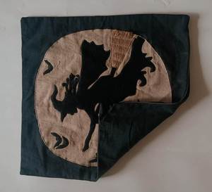 Funda de cojín cuadrada de lino con aplique de bruja de Halloween, diseño vintage bordado de luna y murciélago - Product Image 6