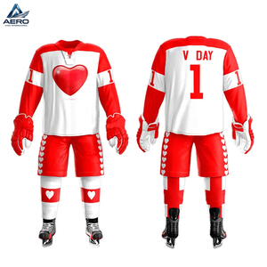 Conjunto de Jersey y Pantalones Cortos Sublimados Personalizados, en Color Rojo y Blanco, Servicio OEM ODM, Cómodos, Nueva Llegada, para Deportes de Equipo - Product Image 3