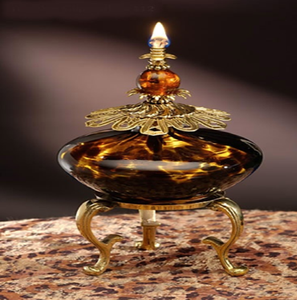 Soporte para Diya Akhand Jyoti con diseño de cisne de latón y campana colgante para la Puja en el hogar, disponible a precios de mayorista. - Product Image 5
