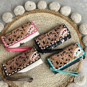 Nouveau portefeuille artisanal en cuir véritable de vachette, motif floral et cartes à jouer, fait main, style western, avec dragonne pour femme - Product Image 4