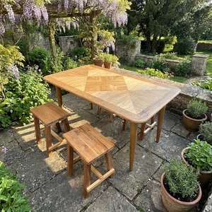 Juego de Mesa de Comedor de Madera de Teca Sólida con Tapa con Incrustaciones de Parqué, 4 Sillas sin Respaldo, Rectangular, Estilo Rústico, para Cocina, Patio o Jardín - Product Image 5