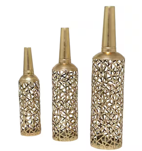 Ensemble de 3 jardinières contemporaines côtières en métal doré faites à la main, de qualité supérieure, design moderne, décoration florale de sol de haute qualité - Product Image 2