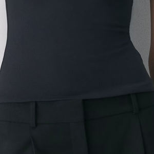 T-shirt basique pour femme en coton premium respirant, idéal pour le quotidien, prix fabricant, design uni avec logo. - Product Image 5