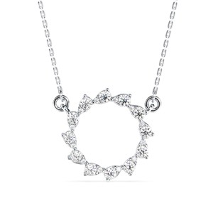 Ce collier élégant en argent 925 avec pendentif couronne ouverte en moissanite est parfait pour les tenues de soirée classiques. - Product Image 3