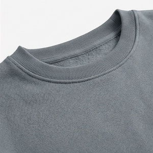 Conjunto de 2 Piezas para Mujer, Sudadera y Pantalones Cortos de Punto, Cuello Redondo, Corte Holgado, Color Sólido, Casual, para Todas las Temporadas, Largo por Encima de la Rodilla - Product Image 4