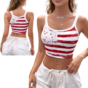 Crop top personnalisé avec imprimé drapeau américain pour femmes, rayures rouges et blanches, t-shirt sans manches graphique, débardeur tendance en coton, chemise décontractée pour femmes - Product Image 1
