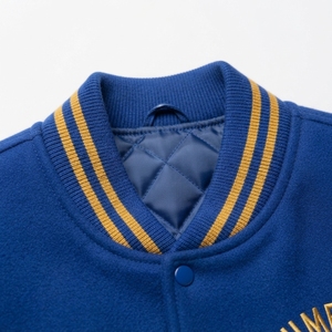 Chaqueta Varsity de Materiales Mixtos, Cuerpo de Lana Original Premium, Mangas de Cuero Sintético, Dobladillo Acanalado, Prenda Exterior Personalizada de Estilo Urbano - Product Image 5