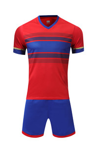 Uniforme de Fútbol Personalizado Unisex, Camiseta con Cuello en V y Rayas, 100% Poliéster, Transpirable, Absorbe la Humedad, para Todas las Temporadas - Product Image 3