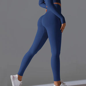 Nuevos leggings deportivos de cintura alta para yoga y gimnasio, sin costuras, con efecto fruncido en glúteos, de nailon, con espalda cruzada en V, para entrenamiento. - Product Image 6