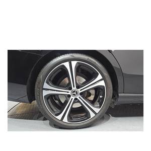 Mercedes-Benz Clase C C300 4MATIC Avantgarde 2024, 8,259 km, Volante a la Izquierda, Caja de Cambios Automática con Cámara Trasera - Product Image 4