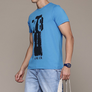 T-shirt en coton bleu personnalisé OEM pour hommes, respirant, séchage rapide, coupe ample, vente en gros, faible MOQ, haute qualité - Product Image 5