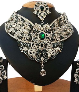 Gold Plated Alloy Vintage Flower Imitation Pearl Women's Jewelry Set Necklace Earrings Headpiece Engagement Party Wedding <b>Gift</b> - Product Image 2