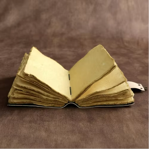 สมุดบันทึกหนังแท้ดีไซน์สวยงาม พิมพ์ลายปลาสามตัว ขอบกระดาษแบบดั้งเดิม กระดาษทนทาน ขนาด 7x5 นิ้ว - Product Image 6