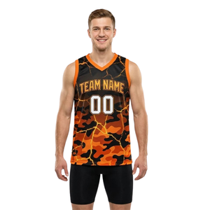 Maillot de basket imprimé camouflage craquelé pour homme, col en V, sans manches, et short ajusté uni avec nom d'équipe et numéros de joueur - Product Image 1