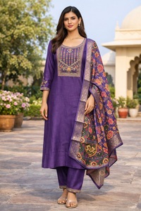 Meilleure collection de kurtis pour femmes en violet, ensemble en coton et soie à manches 3/4, entièrement cousu pour les occasions régulières et festives - Product Image 4