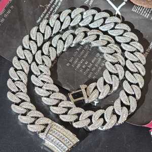 Collar de Plata 925 con Baño de Rodio Estilo Hip Hop, Cadena Cubana con Moissanita, Unisex, para Uso Diario - Product Image 5