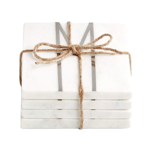 Sous-verres en marbre blanc, forme carrée, aspect classique en noyer, élégants pour la maison, l'hôtel ou la cuisine de ferme, fabriqués en Inde 2026 - Product Image 1