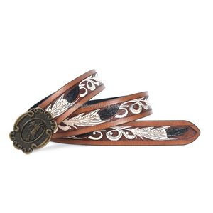Ceinture en cuir pleine fleur unisexe de luxe, colorée, sculptée et peinte à la main, style western, pour jeans ou pantalon - Product Image 1