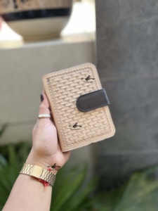 Nuevo diseñador de cuero para pasaporte, cuero mecanizado, estilo de patrón occidental, gran oferta, accesorios de viaje multifunción únicos - Product Image 4