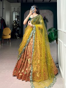 Lehenga Choli pour femmes en coton et rayonne, très demandé, avec dupatta, idéal pour les mariages, disponible à prix abordable. - Product Image 2