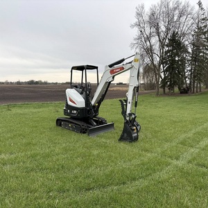 Miniexcavadora Bobcat E35 de uso pesado, excavadora compacta confiable para demolición, paisajismo y excavación. - Product Image 5