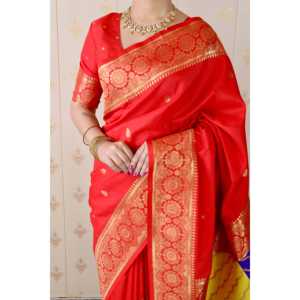 ผ้าซิ่นทอสีแดงลายพานาราซีหลากสี พร้อมลายปักดิ้นทอง  ผ้าไหมเนื้อนุ่ม สไตล์อินเดียและปากีสถาน น้ำหนัก 650 กรัม - Product Image 3