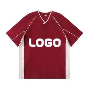 เสื้อฟุตบอลแบบซับลิเมชั่นสั่งทำพิเศษ คอวี แขนสั้น สำหรับผู้ใหญ่ 男女  ระบายเหงื่อได้ดี 100% โพลีเอสเตอร์ สีแดงขาว โลโก้ด้านหน้า - Product Image 1