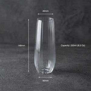 [Holar] Copas de Champán de Plástico de 8oz, Diseño Moderno Acanalado, Irrompibles, Hechas en Taiwán, para Fiestas al Aire Libre y Junto a la Piscina - Product Image 3