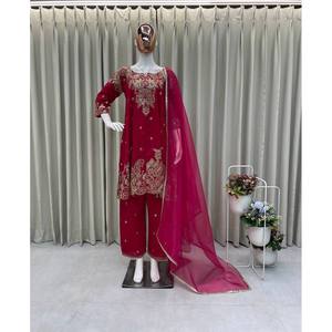 Hermoso conjunto de salwar kameez XL para fiesta, con top, pantalón y dupatta, hecho de poliéster. - Product Image 2