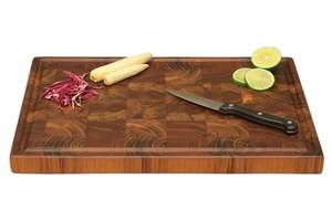 เขียงไม้สักเกรดพรีเมียม ลายไม้ปลายท่อน พร้อมฐานยางกันลื่น ผิวเคลือบเกรดสำหรับอาหาร ไม่มีสี ไม่มีสารเคมี ร่องระบายน้ำได้ลึก - Product Image 2